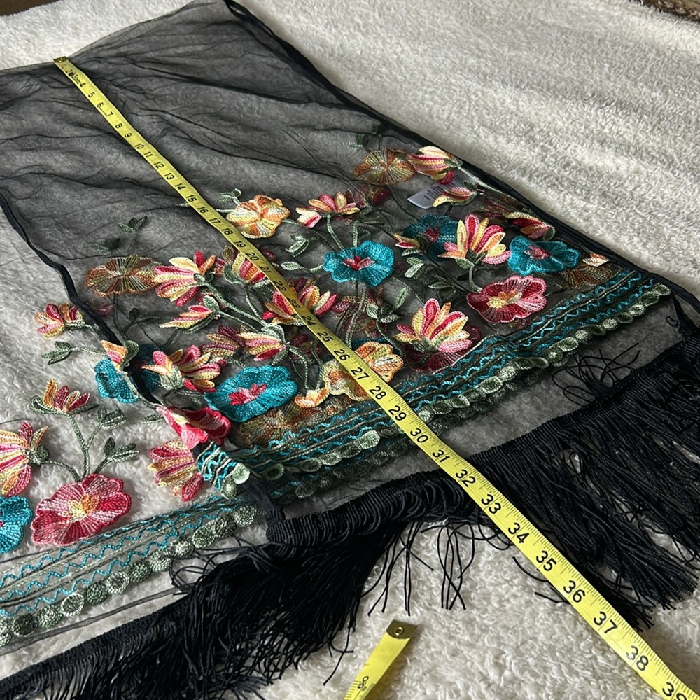 Haute Hippie Black Mesh Flower Embroidery Fringe Kimono One Size - Picture 8 of 9